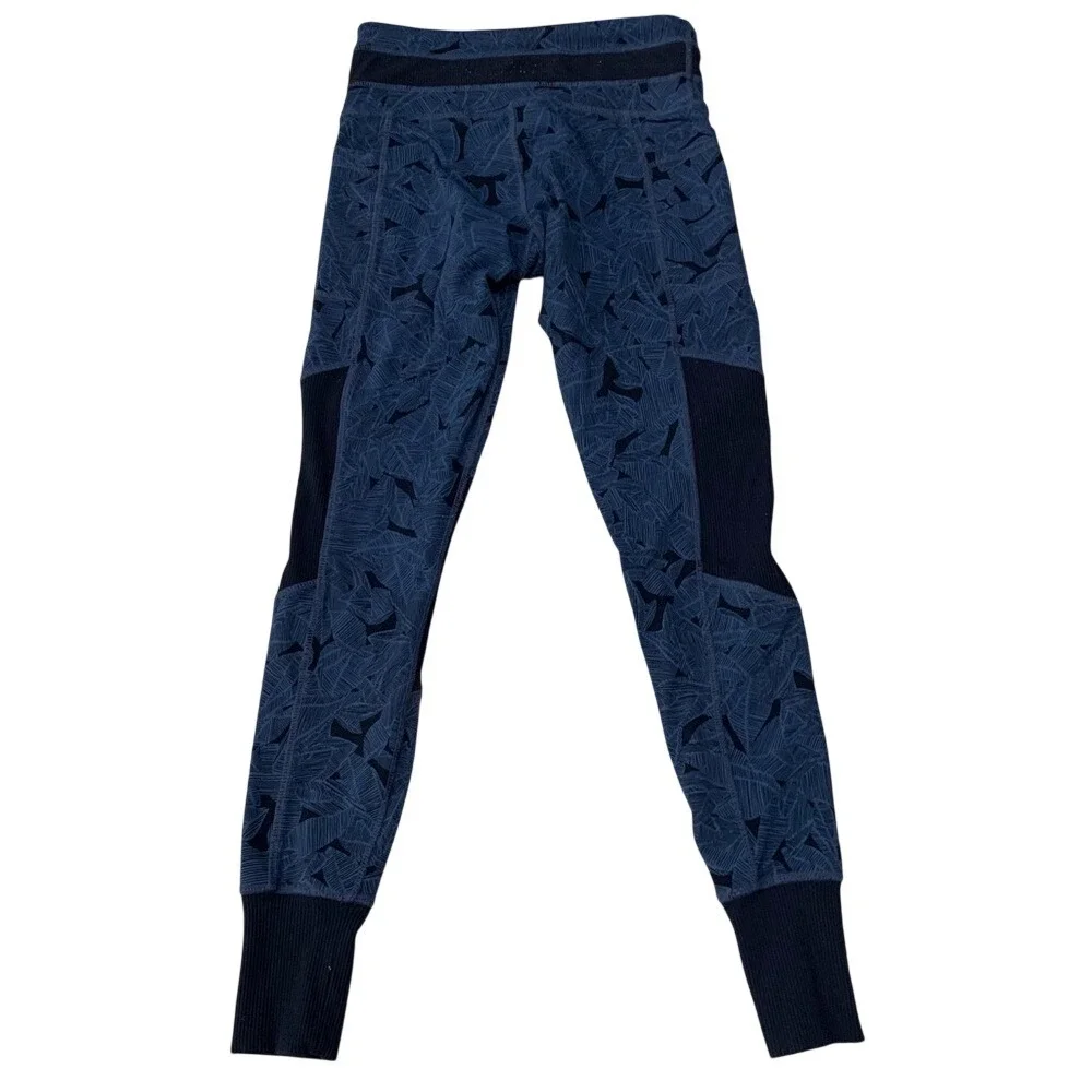 Athleta Leggings Tropical Excursion Blue/Navy Leaf Ribbed Athletic Gym Size‎ XS
